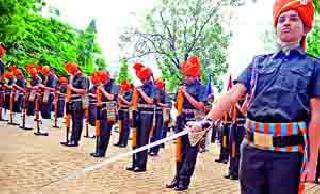 Salute at Bhosala Military School | भोसला मिलिटरी स्कूलमध्ये मानवंदना Salute at Bhosala Military School | भोसला मिलिटरी स्कूलमध्ये मानवंदना