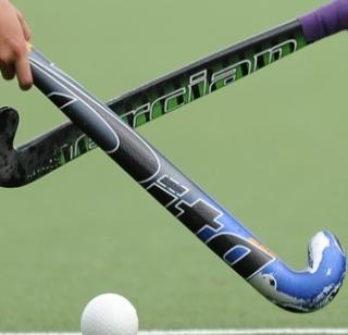 Hockey: Sinners Harley, Juniors Win | हॉकी : सिनियर्स हरले, ज्युनियर्स जिंकले