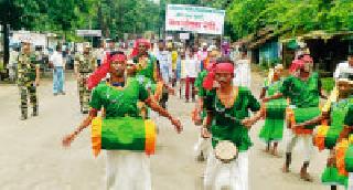 The silence rally responds to the naxals | शांतता रॅलीतून नक्षल्यांना प्रत्युत्तर The silence rally responds to the naxals | शांतता रॅलीतून नक्षल्यांना प्रत्युत्तर