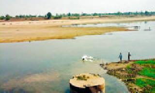 The 'reservoirs' of the district are still thirsty | जिल्ह्यातील ‘जलाशये’ अजूनही तहानलेलीच The 'reservoirs' of the district are still thirsty | जिल्ह्यातील ‘जलाशये’ अजूनही तहानलेलीच