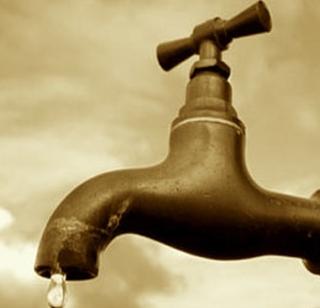 After 10 months tap water in Latur city. | १० महिन्यानंतर लातूर शहराला नळाने पाणीपुरवठा.... After 10 months tap water in Latur city. | १० महिन्यानंतर लातूर शहराला नळाने पाणीपुरवठा....