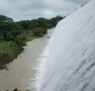 VIDEO: The nature of tourist center due to lakes in Latur district | VIDEO: लातूर जिल्ह्यात तलावामुळे पर्यटन केंद्राचे स्वरूप VIDEO: The nature of tourist center due to lakes in Latur district | VIDEO: लातूर जिल्ह्यात तलावामुळे पर्यटन केंद्राचे स्वरूप