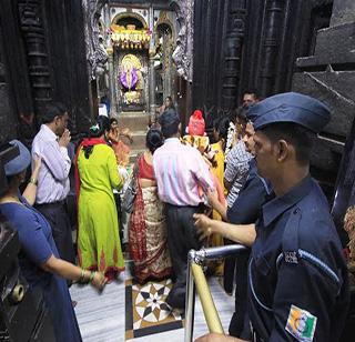Kolhapur - A new mechanism for the security of Ambabai temple | कोल्हापूर - अंबाबाई मंदिराच्या सुरक्षेसाठी नवी यंत्रणा Kolhapur - A new mechanism for the security of Ambabai temple | कोल्हापूर - अंबाबाई मंदिराच्या सुरक्षेसाठी नवी यंत्रणा