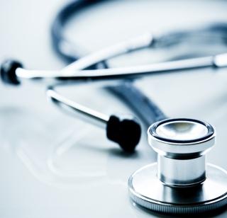 Resident doctor assaulted relatives of the patient | रुग्णाच्या नातेवाईकांकडून निवासी डॉक्टरांना मारहाण