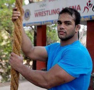 Narsingh took the Prime Minister's visit | नरसिंगने घेतली पंतप्रधानांची भेट Narsingh took the Prime Minister's visit | नरसिंगने घेतली पंतप्रधानांची भेट