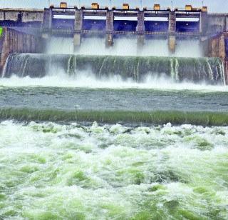 The dams opened ..! | धरणांचे दरवाजे उघडले..!