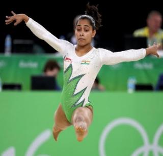 Deepa Karmakar clinches the finals; India hopes for medal | दीपा कर्माकरने पटकावले अंतिम फेरीत स्थान; भारताला पदकाची आशा Deepa Karmakar clinches the finals; India hopes for medal | दीपा कर्माकरने पटकावले अंतिम फेरीत स्थान; भारताला पदकाची आशा