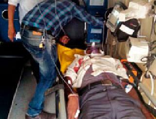 One killed, one serious in the accident | अपघातात एक ठार, एक गंभीर One killed, one serious in the accident | अपघातात एक ठार, एक गंभीर