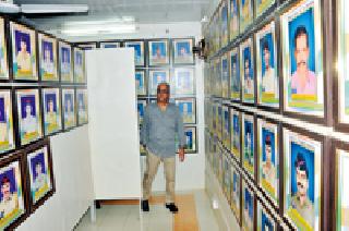 Visit of the Director General of Police to Shaheed's Gallery | शहिदांच्या दालनाला पोलीस महासंचालकांची भेट Visit of the Director General of Police to Shaheed's Gallery | शहिदांच्या दालनाला पोलीस महासंचालकांची भेट