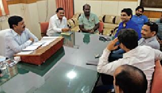 15 day ultimatum to the corporation | पालिकेला १५ दिवसांचा अल्टीमेटम 15 day ultimatum to the corporation | पालिकेला १५ दिवसांचा अल्टीमेटम
