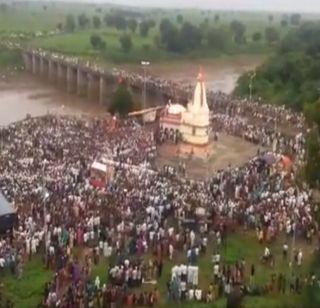 VIDEO: The story of Simhastha is a testimony to thousands of devotees | VIDEO : हजारो भाविकांच्या साक्षीने सिंहस्थ पर्वणीची सांगता