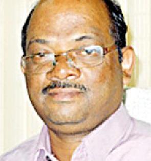 Gondwana's registrar was called back by the college | गोंडवानाच्या कुलसचिवांना महाविद्यालयाने बोलाविले परत Gondwana's registrar was called back by the college | गोंडवानाच्या कुलसचिवांना महाविद्यालयाने बोलाविले परत