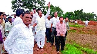 Follow up with the government for flood victims | पूरग्रस्तांसाठी शासनाकडे पाठपुरावा करणार Follow up with the government for flood victims | पूरग्रस्तांसाठी शासनाकडे पाठपुरावा करणार