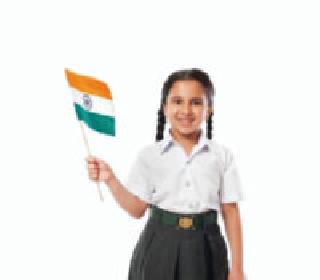 First time students of flag hoisting take place | ध्वजारोहणाचा मान प्रथमच विद्यार्थिनींना First time students of flag hoisting take place | ध्वजारोहणाचा मान प्रथमच विद्यार्थिनींना