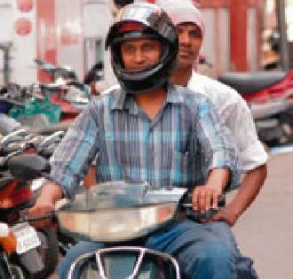 If not helmet, Rs. 500 penalty | हेल्मेट नसल्यास ५०० रुपयांचा दंड If not helmet, Rs. 500 penalty | हेल्मेट नसल्यास ५०० रुपयांचा दंड