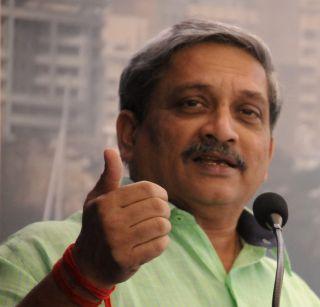 Going to Pakistan and going to hell are the same - Manohar Parrikar | पाकिस्तानात जाणे आणि नरकात जाणे सारखेच - मनोहर पर्रीकर