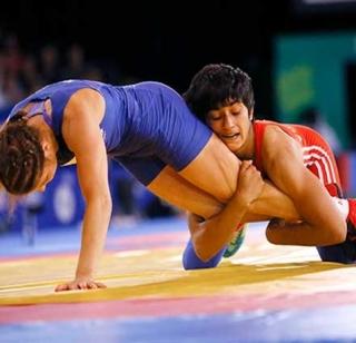 LIVE: Rio wrestling - Vishne Phogat's challenge ends only when Sakshi Malik wins | LIVE : रिओ कुस्ती - विनेश फोगटचे आव्हान संपुष्टात तर साक्षी मलिक विजयी