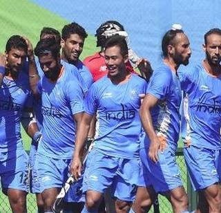 Indian players returning from hunger strike | दूतावासातून उपाशीपोटी परतले भारतीय खेळाडू