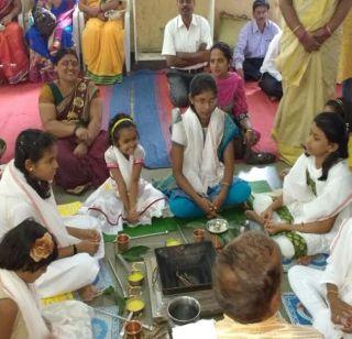 The Upaniyan Samskara happened on the girls | मुलींवर झाले उपनयन संस्कार The Upaniyan Samskara happened on the girls | मुलींवर झाले उपनयन संस्कार