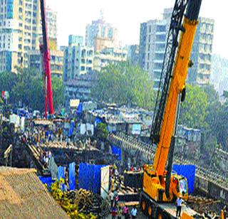 Two months later, the Hankoq bridge work was completed | हँकॉक पुलाच्या कामाला दोन महिन्यांनंतरचा मुहूर्त