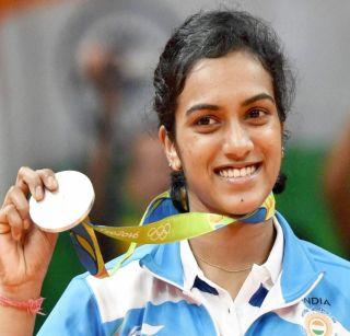 After the defeat, you will be proud of what Sindhu did | पराभवानंतर सिंधूने जे केलं त्यामुळे तुम्हालाही अभिमान वाटेल