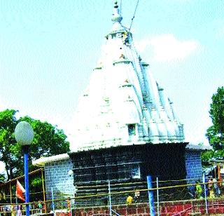 View of twelve Shivling on the island of Gharapuri | घारापुरी बेटावर बारा शिवलिंगांचे दर्शन View of twelve Shivling on the island of Gharapuri | घारापुरी बेटावर बारा शिवलिंगांचे दर्शन