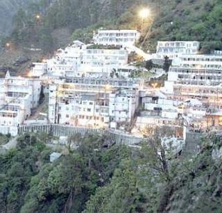 Vaishnodevi collapses, one dies | वैष्णोदेवीला दरड कोसळली, एकाचा मृत्यू