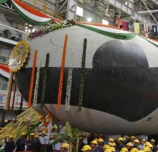 The secret information of the 'Scorpene' of the submarine broke | ‘स्कॉर्पिन’ पाणबुड्यांची गुप्त माहिती फुटली