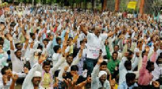 MGNREGA's Ramgiri Morcha | मनरेगा कर्मचाऱ्याचा रामगिरीवर मोर्चा MGNREGA's Ramgiri Morcha | मनरेगा कर्मचाऱ्याचा रामगिरीवर मोर्चा
