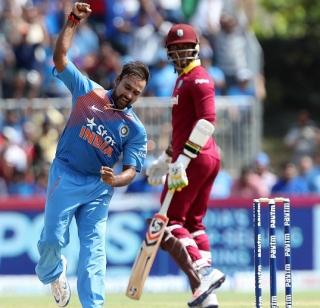 India lost the West Indies to 143 runs | भारताने विंडीजला १४३ धावांत गुंडाळले