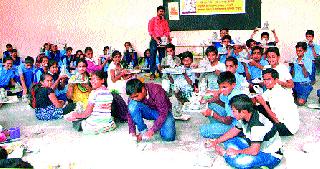 Shade soil Ganesh idol workshop at Neminath Jain School | नेमिनाथ जैन विद्यालयात शाडू माती गणेशमूर्ती कार्यशाळा