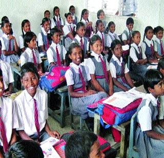 82 percent deprived of 25 percent reservation | २५ टक्के आरक्षणातून ८२ विद्यार्थी वंचित 82 percent deprived of 25 percent reservation | २५ टक्के आरक्षणातून ८२ विद्यार्थी वंचित