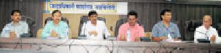 Take initiatives to revitalize patients | रुग्णांना नवजीवन देण्यासाठी पुढाकार घ्या Take initiatives to revitalize patients | रुग्णांना नवजीवन देण्यासाठी पुढाकार घ्या