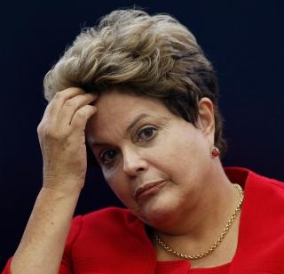 Brazilian President Dilma Rousseff deleted | ब्राझीलच्या राष्ट्रपती डिल्मा रोसेफ यांना हटविले