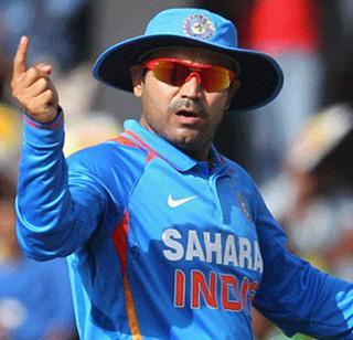 To talk about charity, you have to give us 'Kohinoor' - British teammates | चॅरिटीविषयी बोलायचं, तर तुम्हीच आम्हाला 'कोहिनूर' देणं लागता - सेहवागचा इंग्रजांना टोला To talk about charity, you have to give us 'Kohinoor' - British teammates | चॅरिटीविषयी बोलायचं, तर तुम्हीच आम्हाला 'कोहिनूर' देणं लागता - सेहवागचा इंग्रजांना टोला