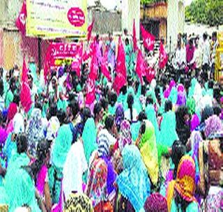 13 thousand workers' agitation | १३ हजारांवर कर्मचा-यांचे आंदोलन