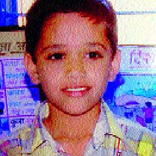 Waqi Khurda falls dead in the child's well | वाकी खुर्दला मुलाचा विहिरीत पडून मृत्यू Waqi Khurda falls dead in the child's well | वाकी खुर्दला मुलाचा विहिरीत पडून मृत्यू
