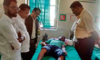 MLAs awoke, wounded visit | आमदारांना आली जाग, जखमीची भेट MLAs awoke, wounded visit | आमदारांना आली जाग, जखमीची भेट