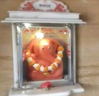 VIDEO: The golden temple exhibiting the Ashtavinayak | VIDEO : अष्टविनायकाचे दर्शन घडविणारे सुवर्ण मंदिर