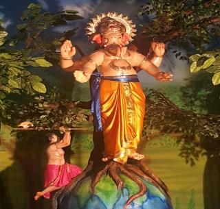Eco-friendly idol made from Varsova's board of paper | वर्सोव्यातील मंडळाने कागदाच्या लगद्यापासून साकारली इको फ्रेंडली मूर्ती