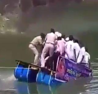 VIDEO: When the immersion was over, the MLAs turned upside down | VIDEO: विसर्जन करताना तराफा उलटून आमदार पडले खदाणीत