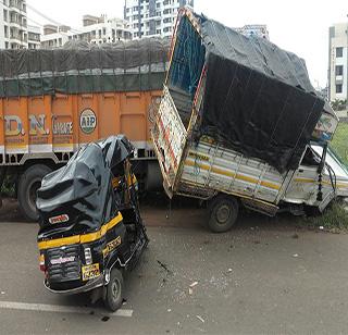 VIDEO - NASHIK - A strange accident, 1 dead on the Mumbai-Agra highway | VIDEO - नाशिक - मुंबई-आग्रा महामार्गावर विचित्र अपघात, १ ठार