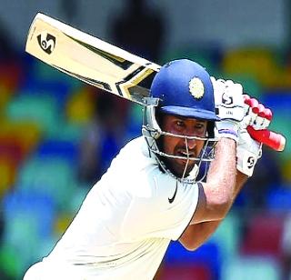 Cheteshwar Pujara's strong double century | चेतेश्वर पुजाराचे दमदार द्विशतक