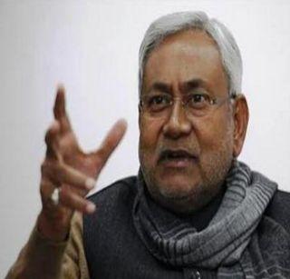 Nitish Kumar says that drinking yellow juice in the dark drinks liquor | नितीश कुमार म्हणतात अंधारात ज्यूस पिऊन मिळवा दारुची मजा