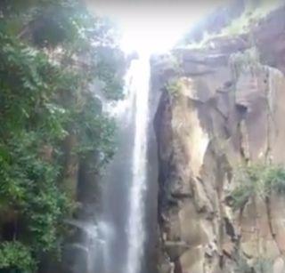 VIDEO: Slowing current in Kapiladhara | VIDEO: कपिलधारमध्ये कोसळती धारा VIDEO: Slowing current in Kapiladhara | VIDEO: कपिलधारमध्ये कोसळती धारा