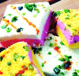 Barfi as special as khachchichi | स्पेशल म्हणून खव्याचीच बर्फी Barfi as special as khachchichi | स्पेशल म्हणून खव्याचीच बर्फी