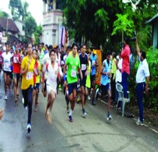 Moraga, the weights in the marathon | मॅरेथॉनमध्ये मोरगा,उगले विजयी