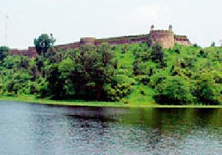 Tourism development is only one percent | पर्यटन विकास केवळ एक टक्का Tourism development is only one percent | पर्यटन विकास केवळ एक टक्का