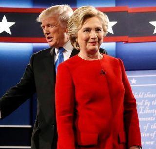 Hillary Clinton and Donald Trump first came face to face | हिलरी क्लिंटन आणि डोनाल्ड ट्रम्प पहिल्यांदा आले आमने सामने