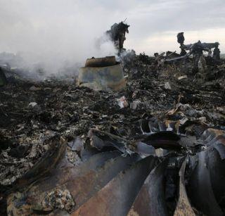 The plane of the MH-17 aircraft disappeared, the Russian missile collided with the plane | MH-17 विमानाच्या रहस्यावरून पडदा उठला, रशियन मिसाईलने पाडलं विमान